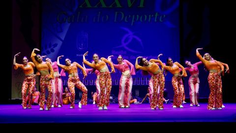 Actuacin de baile de Paso a Paso en la Gala del Deporte de Narn.