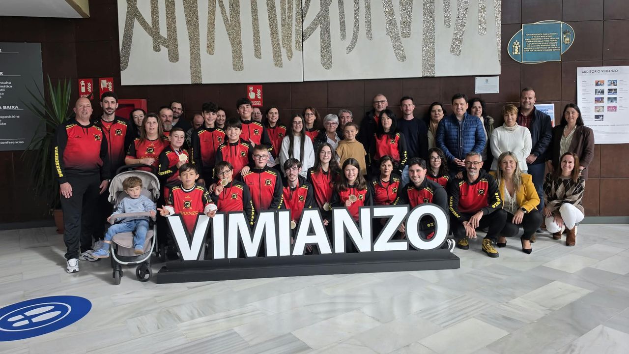 Vimianzo Honors Dousxsetenta Archery Club for Standout Season