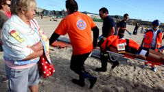 Simulacro de rescate en una playa de Arousa