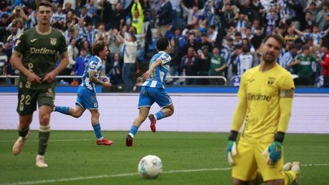 No� celebra su gol al Legan�s, el 2-1 definitivo