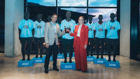 Mari�n Mouri�o sell� el acuerdo con Estrella Galicia