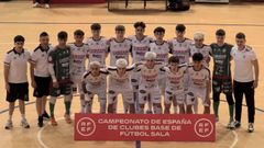 El conjunto noi�s (posando antes del partido) luch� hasta el final para continuar en el torneo.