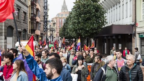 Manifestacin en Oviedo contra los Premios Princesa