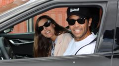 Ana Boyer y Fernando Verdasco salen de la cl�nica tras el nacimiento de su hija
