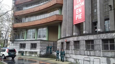 Registro a la sede de UGT Asturias