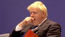 Boris Johnson bosteza durante la reuni�n de la Commonwalth este s�bado en Kigali (Ruanda).