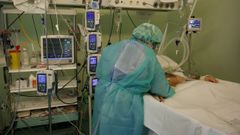 La unidad de reanimaci�n del hospital Montecelo, en Pontevedra, transformada en una unidad de cr�ticos covid