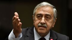 El l�der turcochipriota Mustaf� Akinci