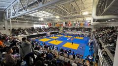 Interior del polideportivo de El Quirinal, en Avil�s, durante el Torneo Internacional Villa de Avil�s
