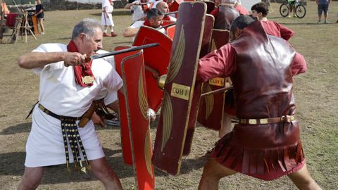Recreacin de la vida en el yacimiento Aquis Querquennis de Bande