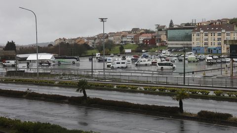 Espacio de Salgueiri�os, ahora acondicionado como aparcamiento, donde se construir�n las viviendas protegidas y la residencia estudiantil