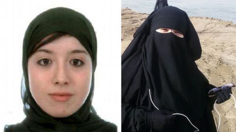A la izquierda de la imagen, Asia Ahmed Mohamed, la viuda de Kokito. A la derecha, F�tima Akil Laghmich, las dos arrestadas en Turqu�a cuando intentaban volver a Espa�a.