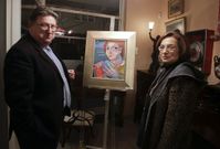 Marta Pardo de Vera inaugur� una exposici�n en el espacio V�ctor Rial anticuarios bajo el t�tulo de �Territorio del arte�. 