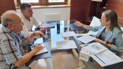 Francisco Mart�nez y Juan Mart�nez se reunieron con Ethel V�zquez.