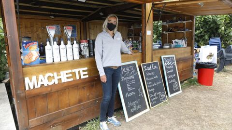 Machete Beach, una atalaya sobre la playa focense de Llas