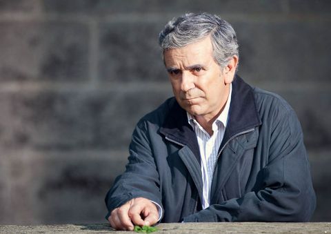 Miguel de Lira encarna al electricista Manuel Casti�eiras. 