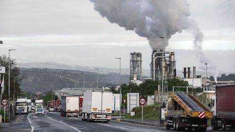 Imagen del tráfico en el polígono de San Cibrao