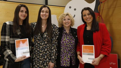 Las autoras del programa, Rosana Martnez, Patricia Alonso, Yolanda Rodrguez y Alba Ad