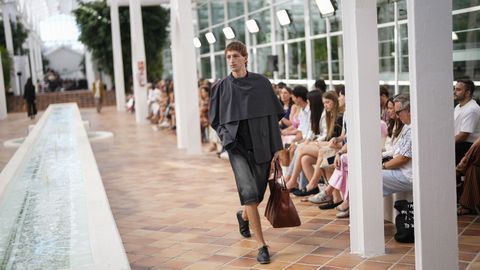 Desfile de Adolfo Dom�nguez
