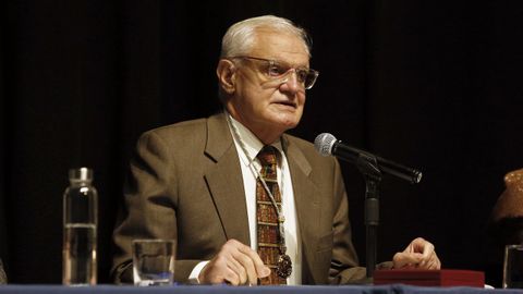  Ingreso de Ana Boulln como membro da Real Academia Galega 