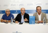 Sobrado, Baltar y Fumega en la presentaci�n del libro. 