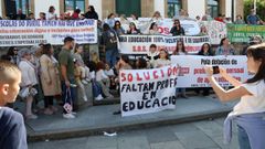 Manifestacin en Rianxo en contra de los recortes en educacin