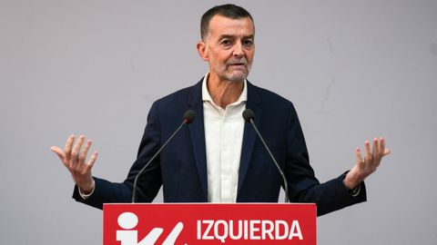 El coordinador federal de IU, Antonio Ma�llo, este mi�rcoles en una rueda de prensa.