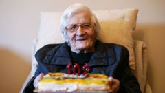 Genoveva Canal cumpli� ayer 102 anos.