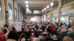 Asistentes a la decisiva asamblea del Centro Gallego de Buenos Aires