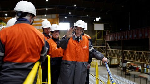 Macron en la planta de ArcelorMittal en Dunkerque, Francia