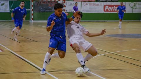 Partido amistoso entre O Parrulo y la selecci�n de f�tbol sala de Indonesia
