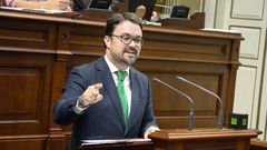 Asier Antona Canarias. Fue otro de los que m�s se signific� con Soraya, pero Casado decidi� respetarlo de candidato a la presidencia.