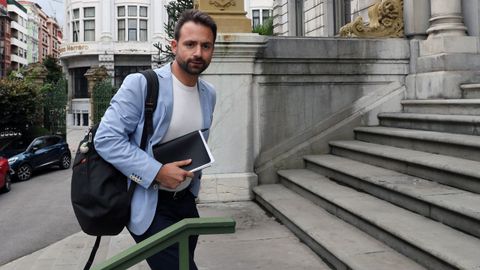 El secretario general del PP de Asturias, �lvaro Queipo