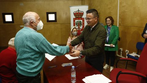 El conselleiro de Medio Rural entrega de los ttulos de la parcelaria 