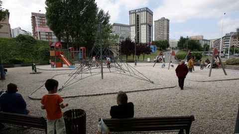 Aspecto que presentaba anteriormente la zona infantil del parque de la plaza Casares Quiroga