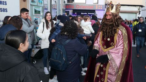Cabalgata de Reyes Magos en Ribeira.