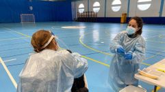 Cribado con pruebas PCR realizado en el CEIP Couceiro Freijomil, de Pontedeume, hace unos d�as