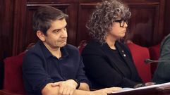 Jorge Su�rez y Nerea Purri�os, concejales de Ferrol en Com�n, durante un pleno, en foto de archivo.