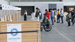 Punto de vacunaci�n covid en el recinto ferial de Pontevedra