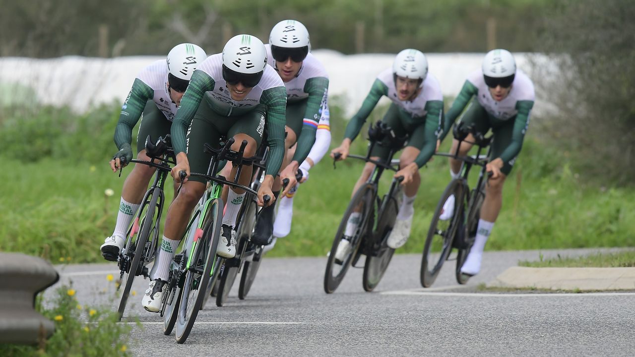El Tour de Francia da la campanada e invita al Caja Rural