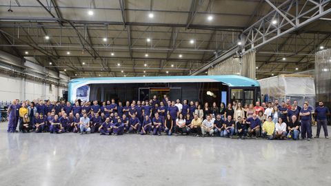 Equipo de UNVI con el diseño premiado en Bruselas