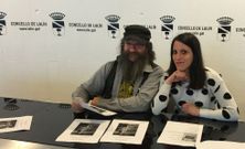 La edil de Cultura Lara Rodr�guez y Dami�n Paio en la presentaci�n