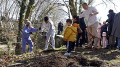 Proxecto Renatur Outes no Paseo do r�o Tins