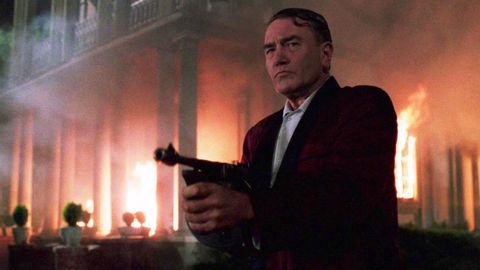 En 1990 Finney rodó «Muerte entre las flores» con los hermanos Coen