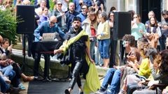 Un desfile de segunda mano