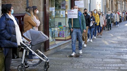 MANIFESTACI�N DE LA HOSTELER�A Y EL COMERCIO EN CALDAS DE REIS PARA PROTESTAR POR LAS RESTRICCIONES IMPUESTAS PARA FRENAR LA PANDEMIA COVID-19