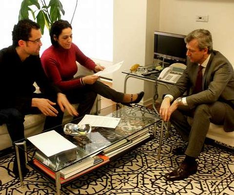 Daniel Oca y Zaira Rodr�guez, con el conselleiro Alfonso Rueda.