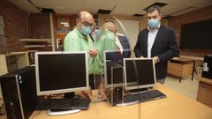 El conselleiro de Educaci�n, Rom�n Rodriguez, junto al jefe territorial, P�rez Ares