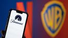 Logos de Warner y Paramount