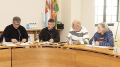 Equipo de gobierno de Corcubi�n, en el pleno extraordinario celebrado hace unos d�as
